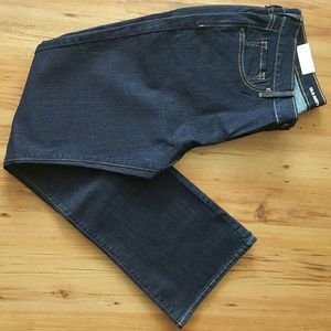NWT Old Navy mid-rise, dark wash boot cut jeans